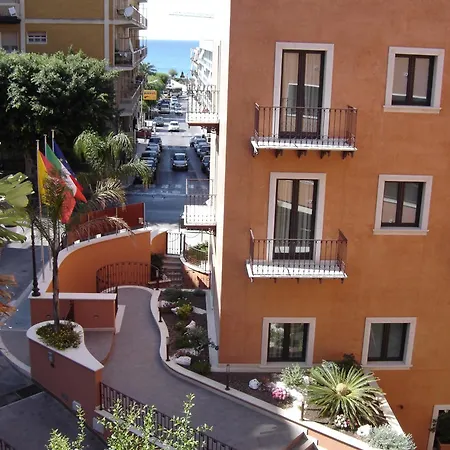 Hotel Artemis Cefalù