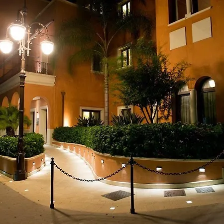 Artemis Hotel 4*