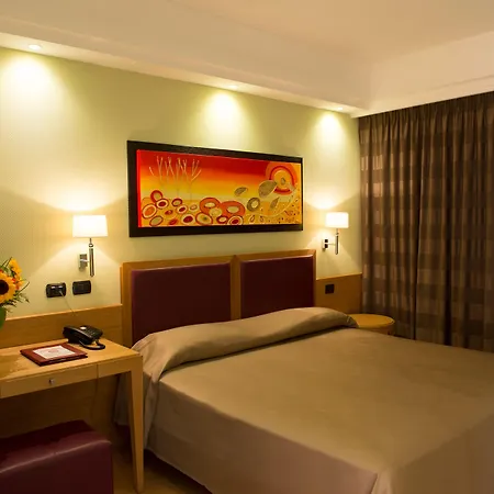 Artemis فندق تْشيفالو