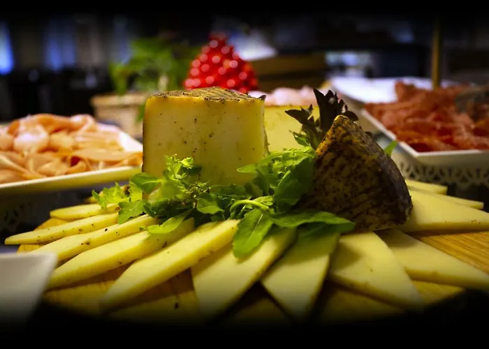 Artemis 4* تْشيفالو